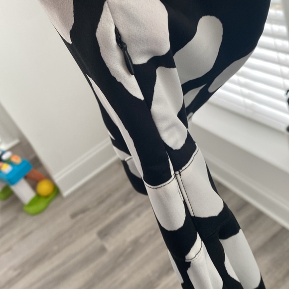 Truth and Fable one shoulder maxi dress size M/NWT/black & white. Side zipper - Picture 5 of 15